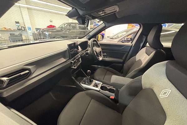 2025 Renault Duster Evolution X1311