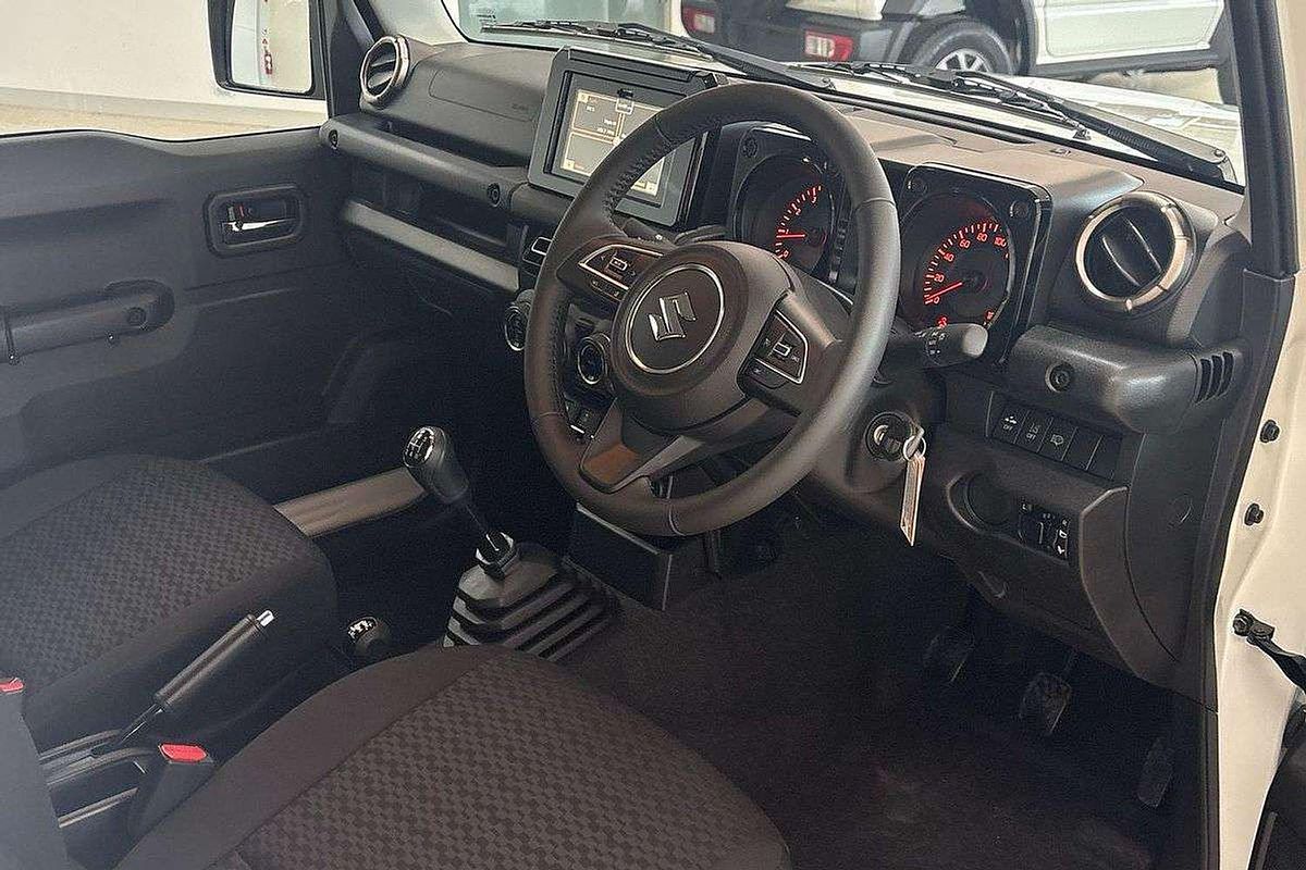 2025 Suzuki Jimny GLX GJ