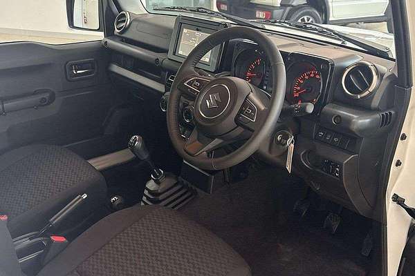 2025 Suzuki Jimny GLX GJ