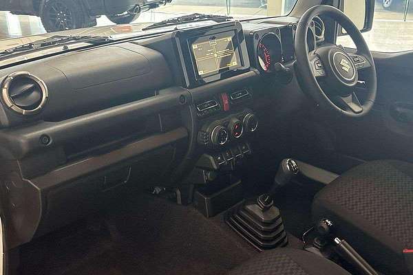 2025 Suzuki Jimny GLX GJ