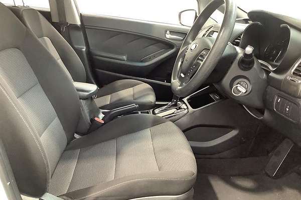 2017 Kia Cerato S YD
