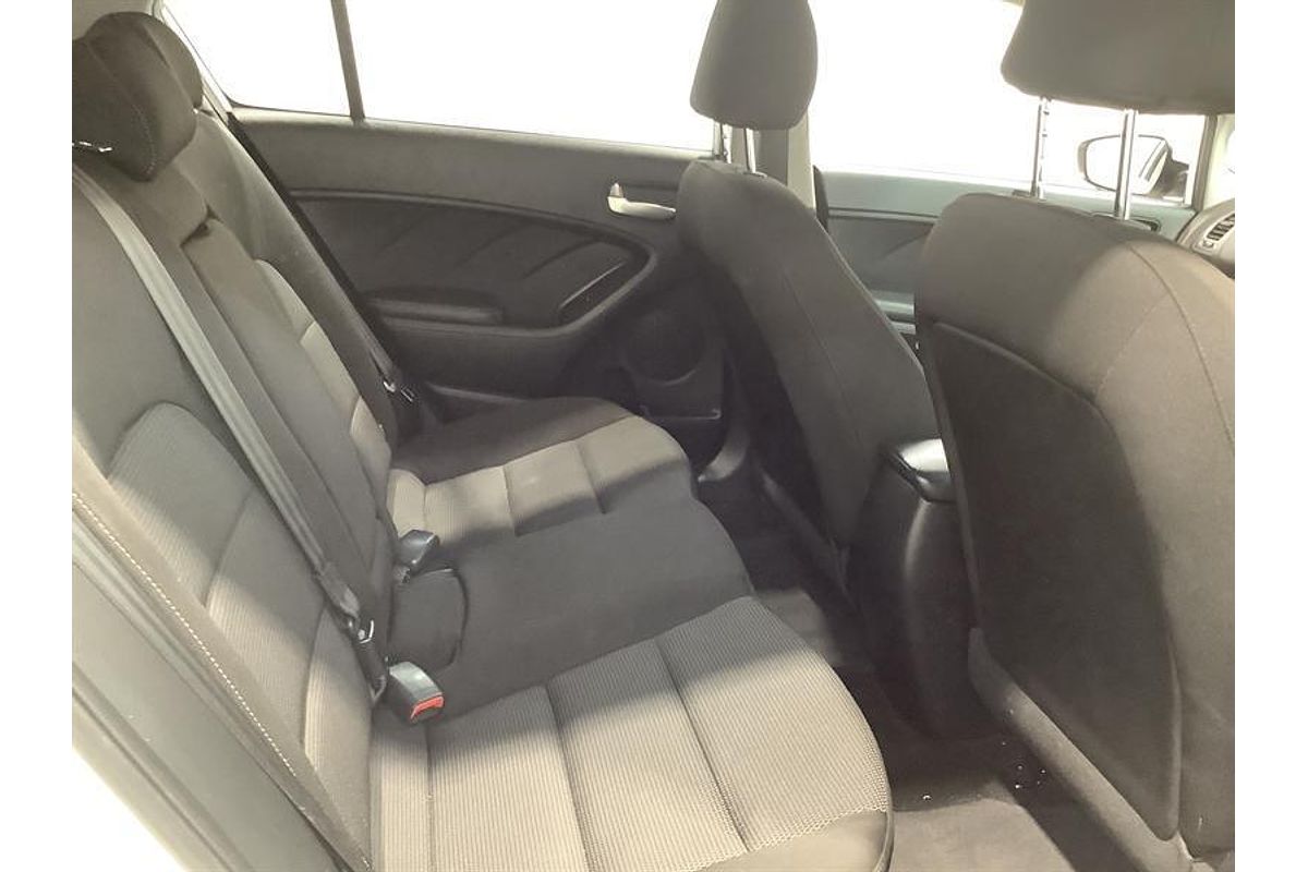 2017 Kia Cerato S YD