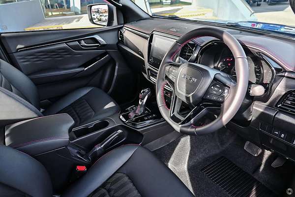 2025 Isuzu D-MAX X-TERRAIN 4X4