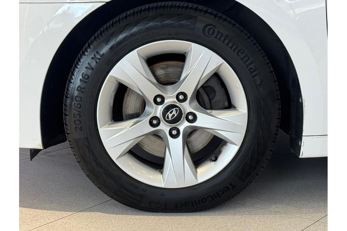 2014 Hyundai i40 Active VF2