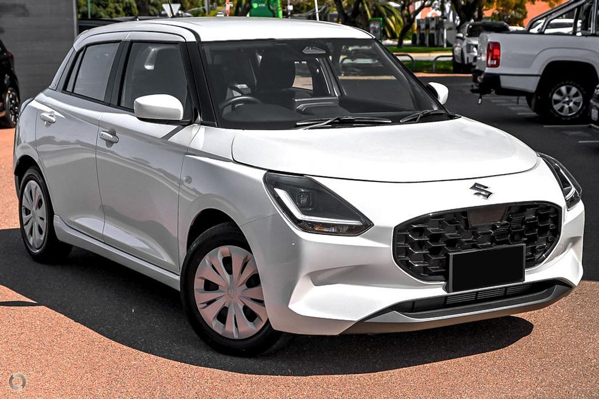 2025 Suzuki Swift Hybrid UZ