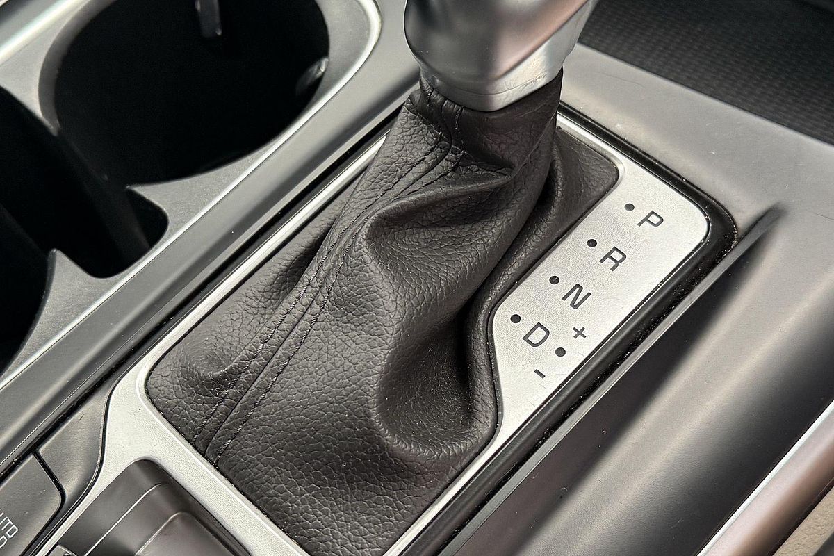 2023 Kia Carnival S KA4