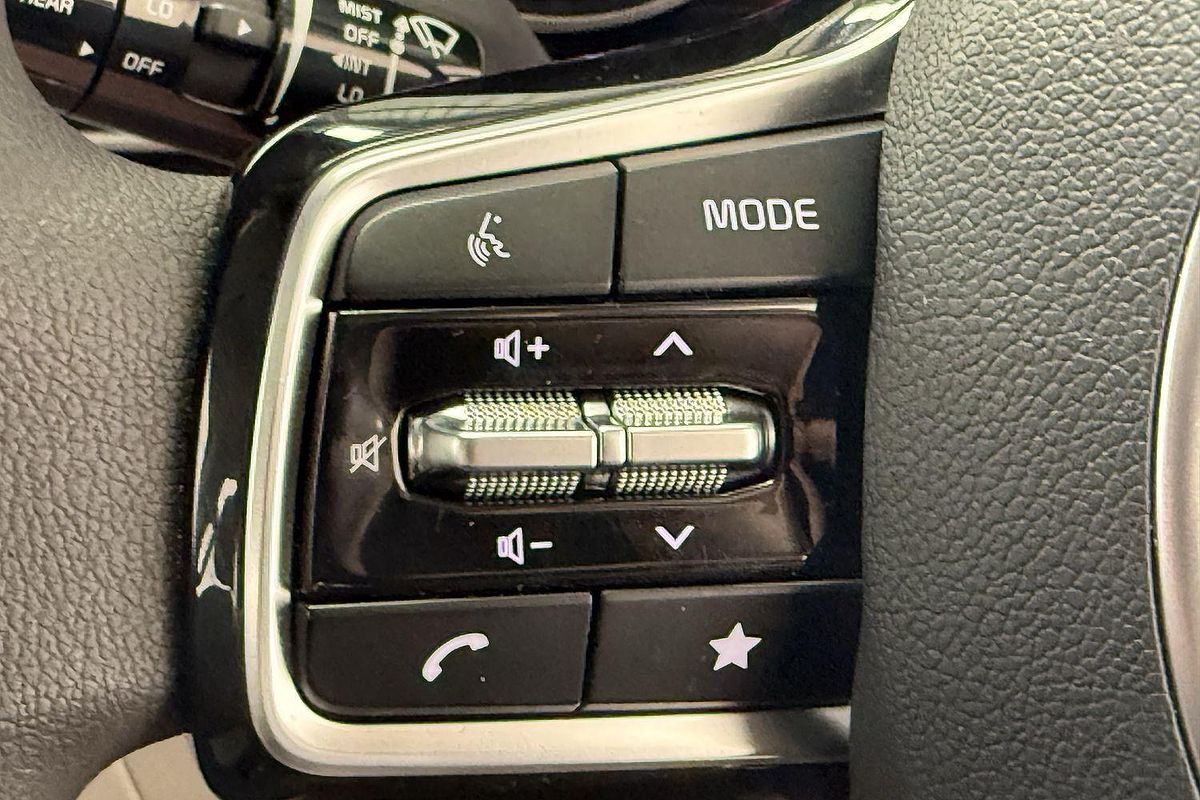 2023 Kia Carnival S KA4