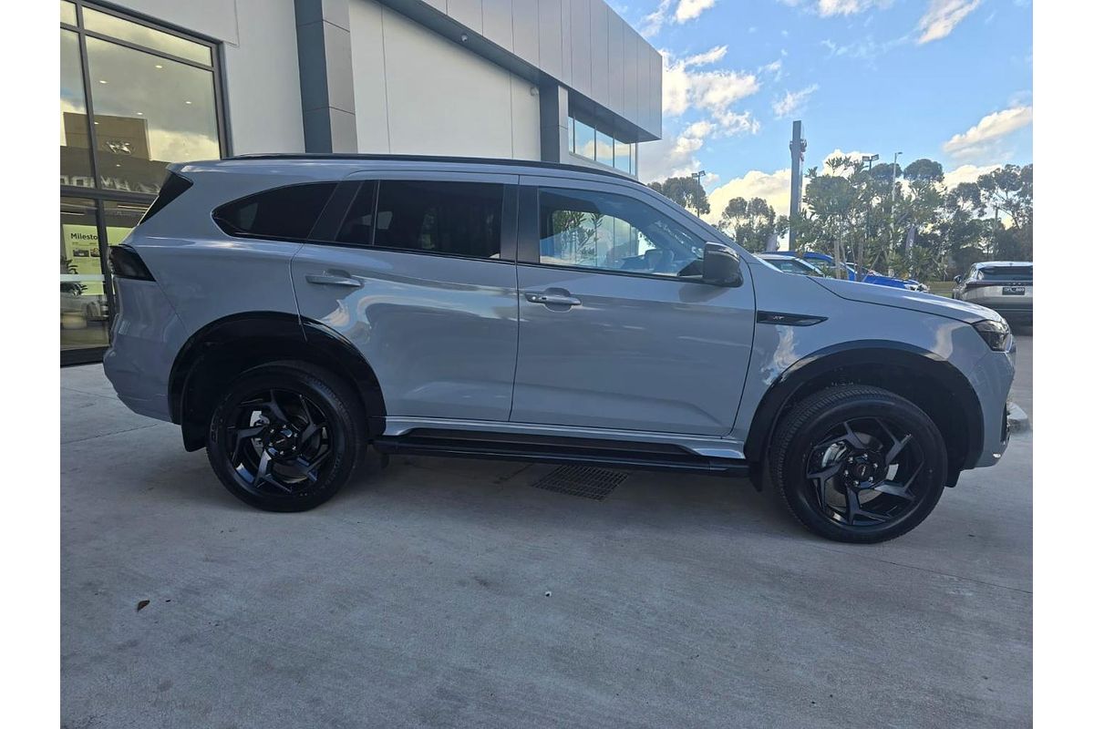 2025 Isuzu MU-X X-TERRAIN