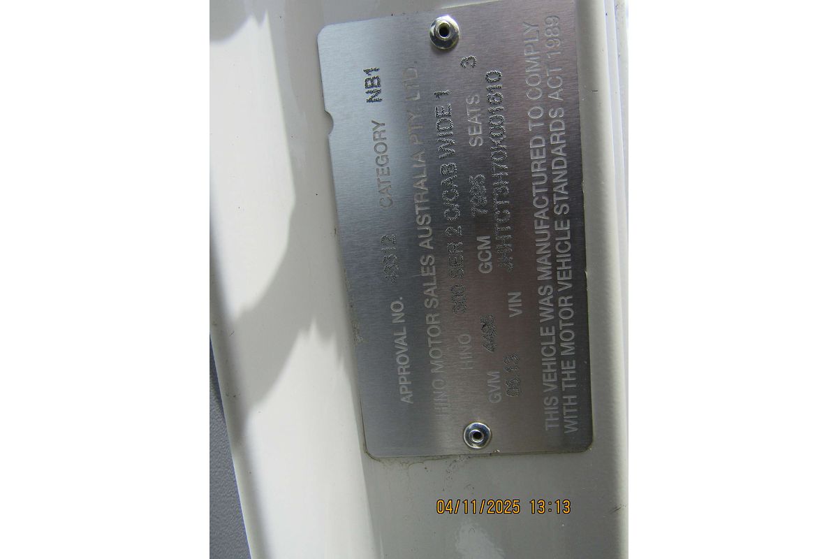 2013 Hino 300 Series 617 MWB XZU710R 4x2