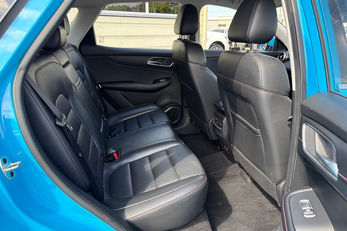 2022 MG HS Vibe SAS23