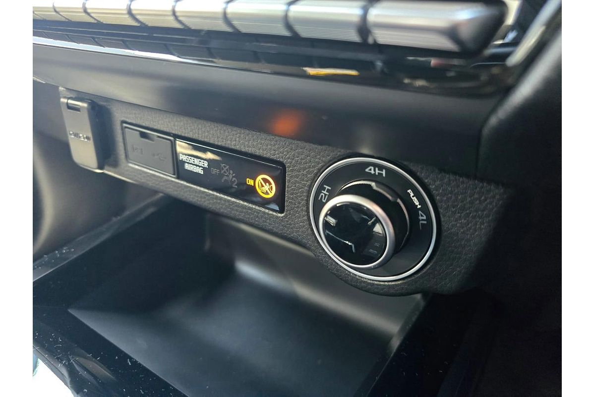 2025 Isuzu D-MAX X-TERRAIN 4X4