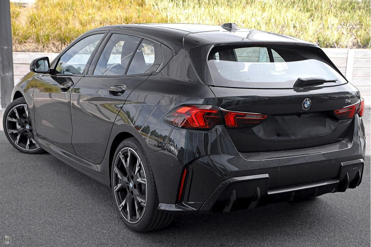 2025 BMW 1 Series 118 M Sport F70