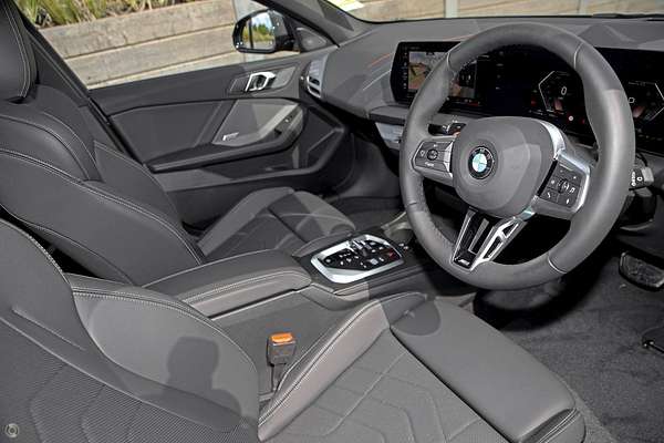2025 BMW 1 Series 118 M Sport F70