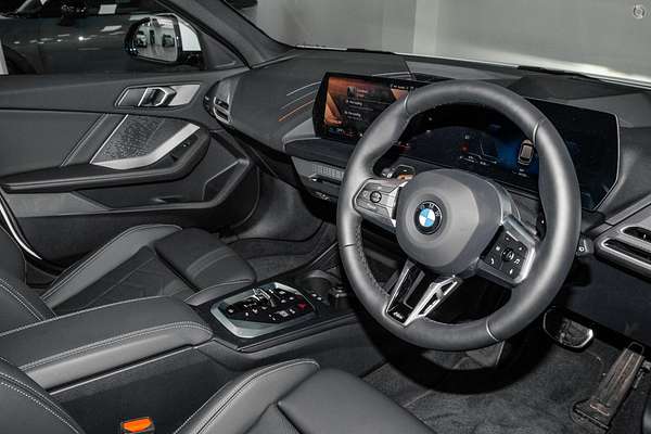 2025 BMW 1 Series 118 M Sport F70