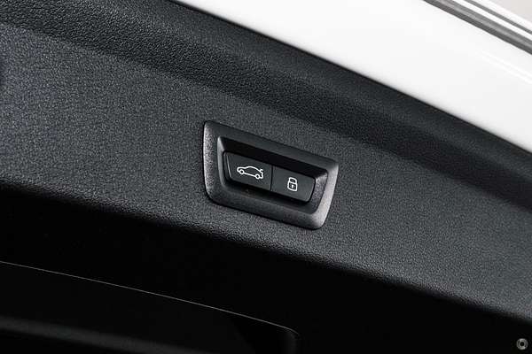 2025 BMW 1 Series 118 M Sport F70