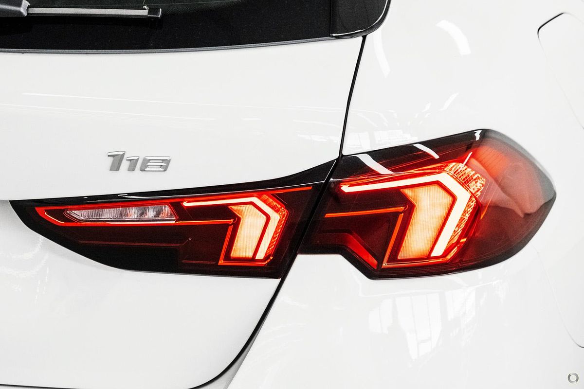 2025 BMW 1 Series 118 M Sport F70