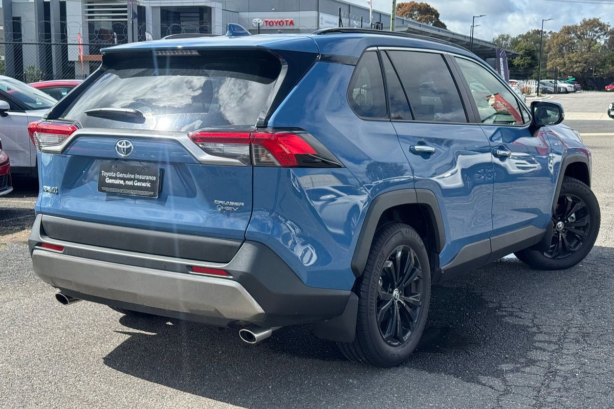 2025 Toyota RAV4 Cruiser AXAH54R