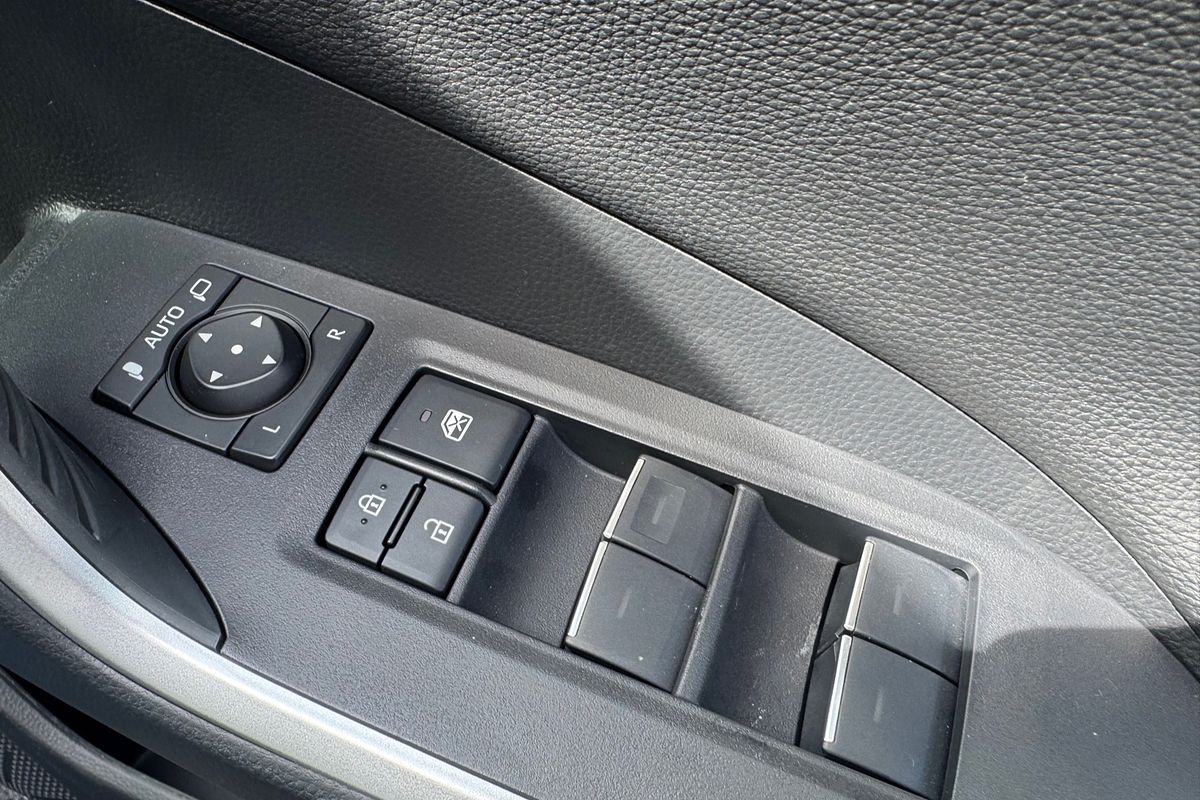 2025 Toyota RAV4 Cruiser AXAH54R