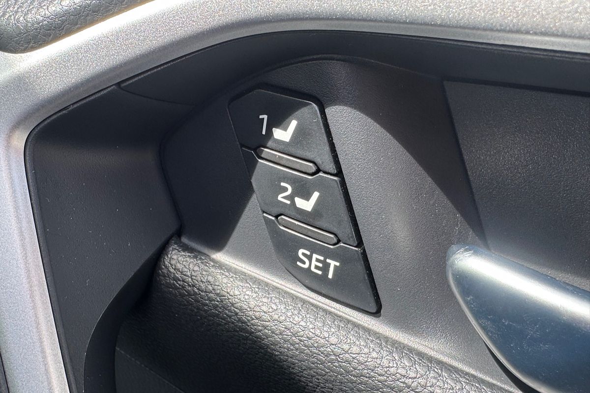 2025 Toyota RAV4 Cruiser AXAH54R