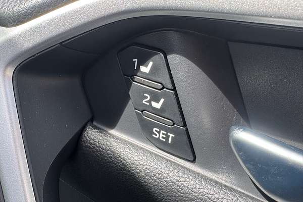 2025 Toyota RAV4 Cruiser AXAH54R