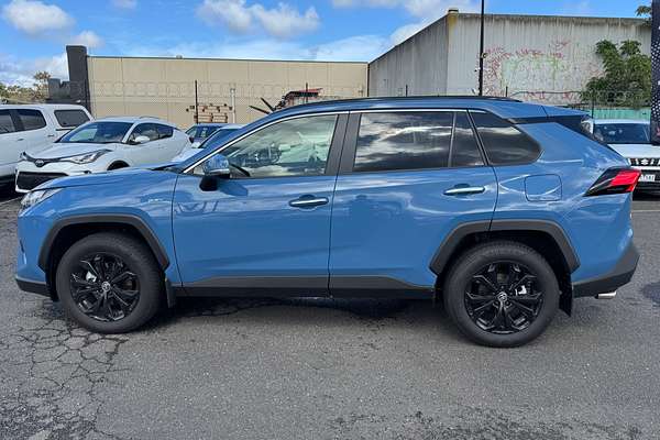 2025 Toyota RAV4 Cruiser AXAH54R