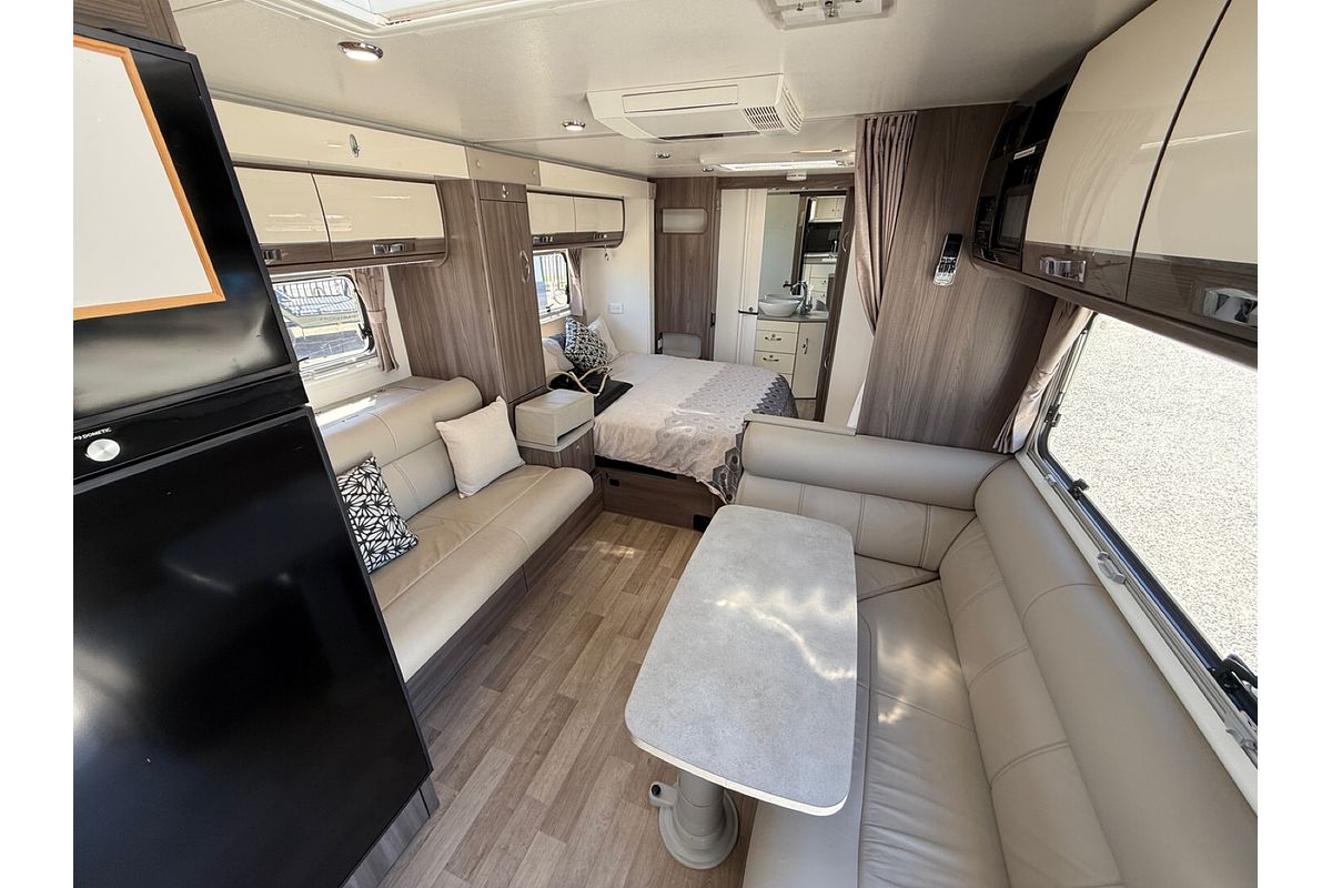 2018 Jayco SILVERLINE outback 21.65-4.ob.18sl