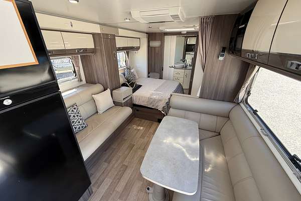 2018 Jayco SILVERLINE outback 21.65-4.ob.18sl