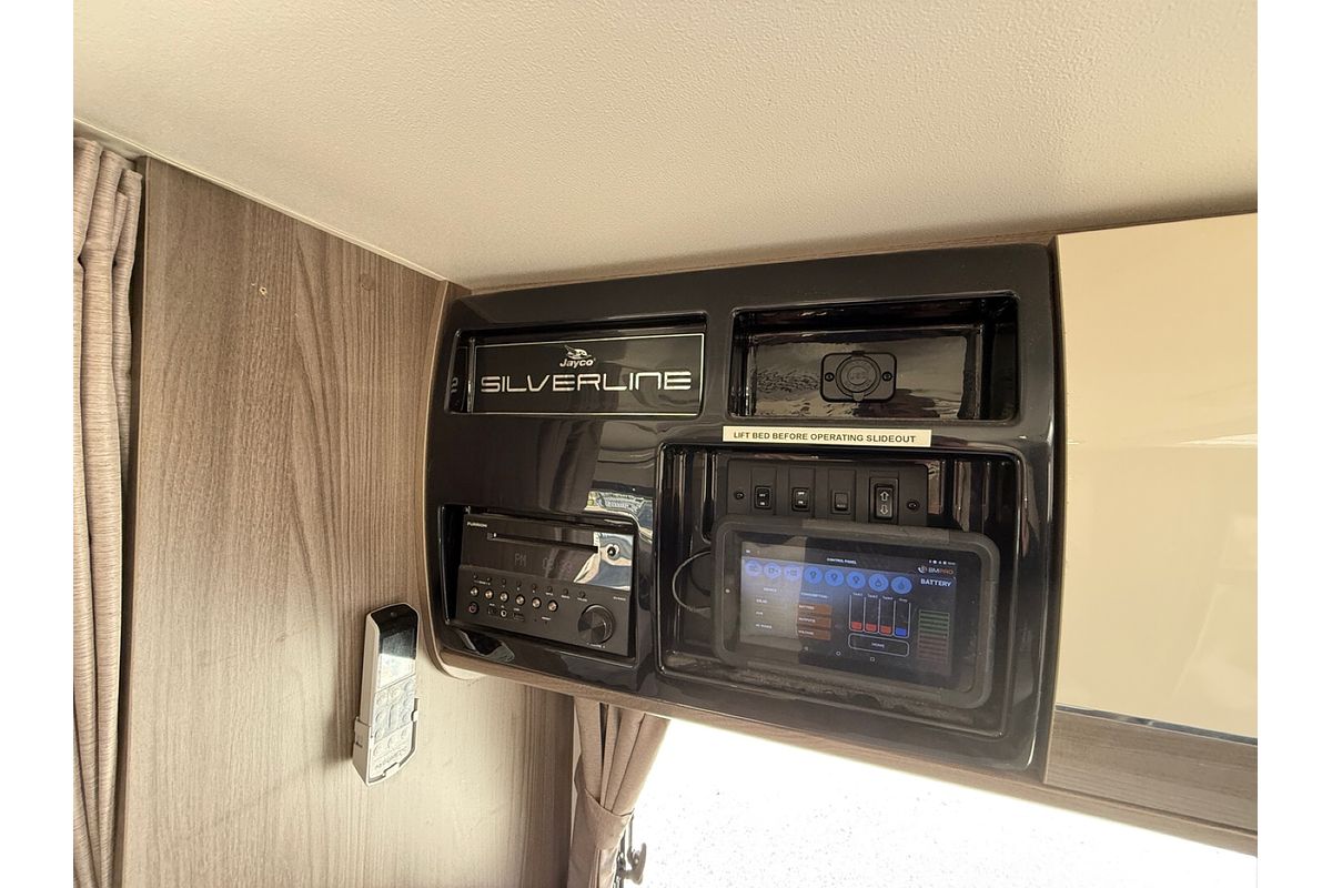 2018 Jayco SILVERLINE outback 21.65-4.ob.18sl