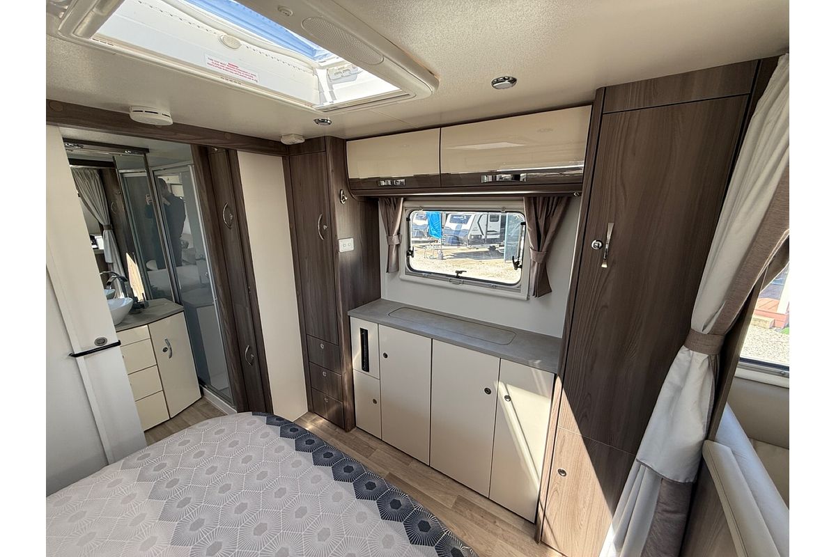 2018 Jayco SILVERLINE outback 21.65-4.ob.18sl