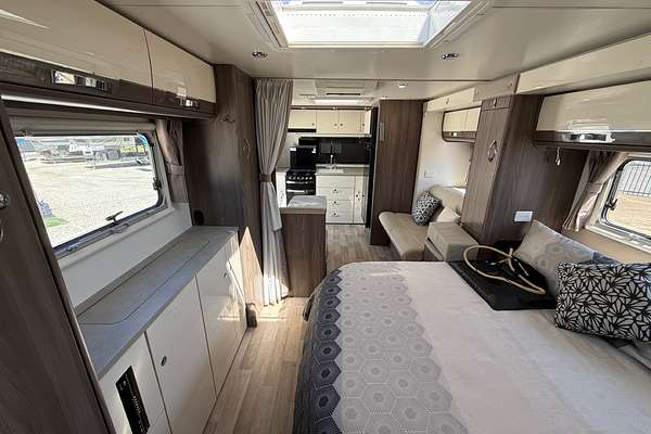 2018 Jayco SILVERLINE outback 21.65-4.ob.18sl