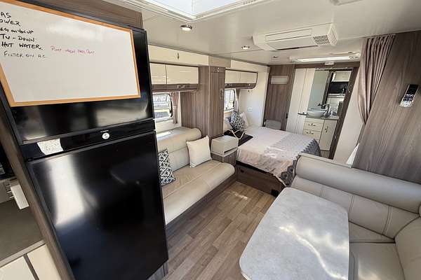 2018 Jayco SILVERLINE outback 21.65-4.ob.18sl