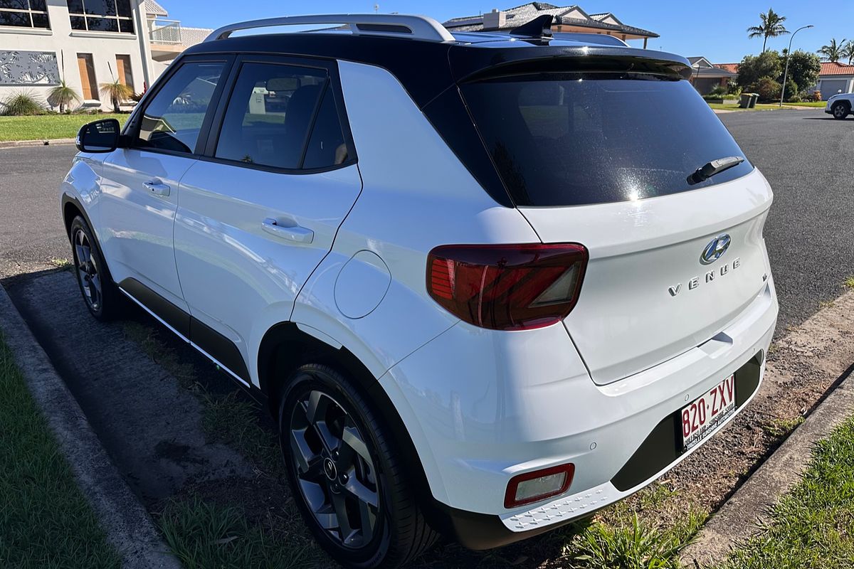 2020 Hyundai Venue Elite QX.2