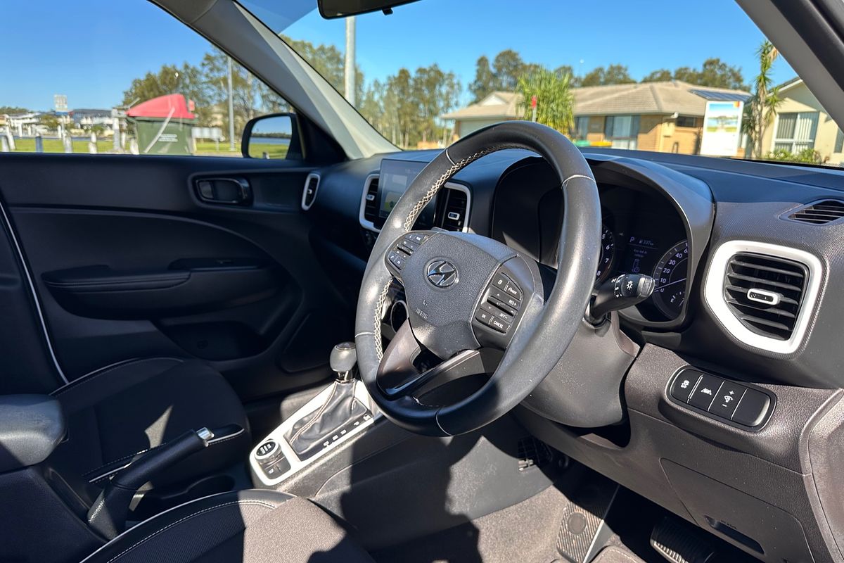 2020 Hyundai Venue Elite QX.2