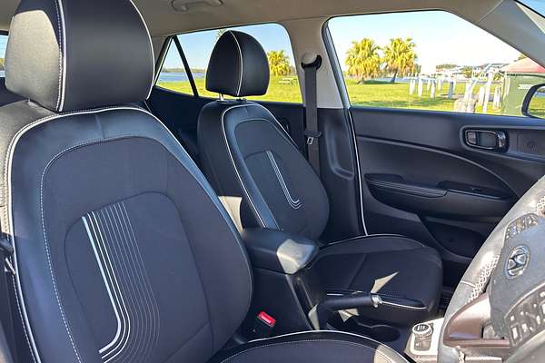 2020 Hyundai Venue Elite QX.2