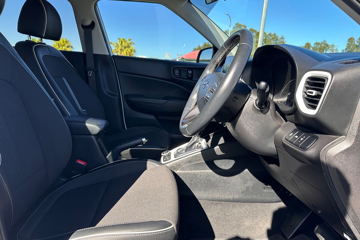 2020 Hyundai Venue Elite QX.2