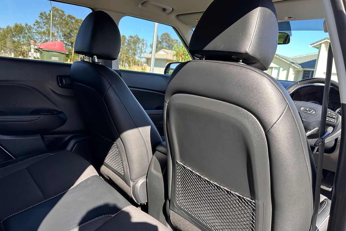 2020 Hyundai Venue Elite QX.2