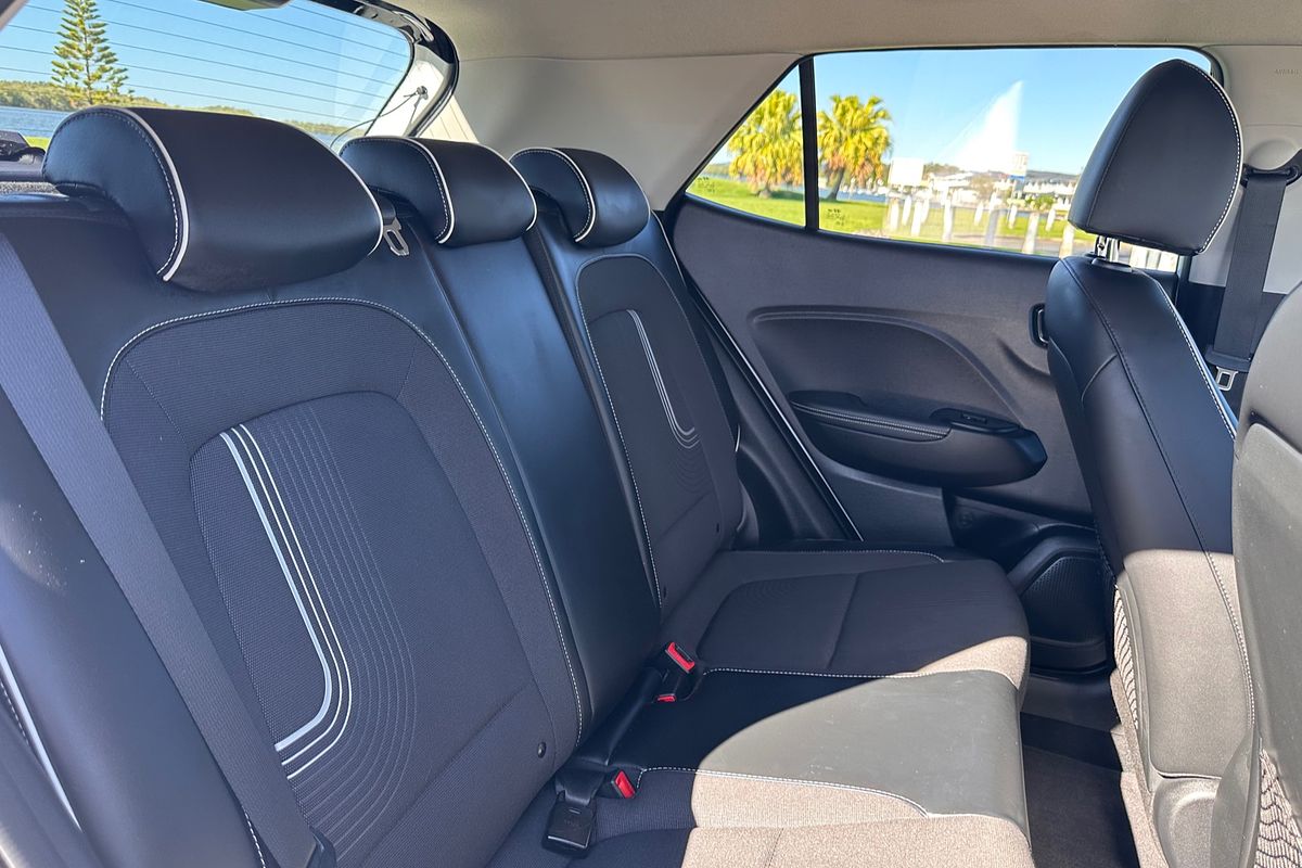 2020 Hyundai Venue Elite QX.2