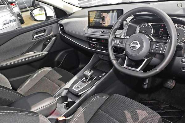 2025 Nissan QASHQAI ST-L J12