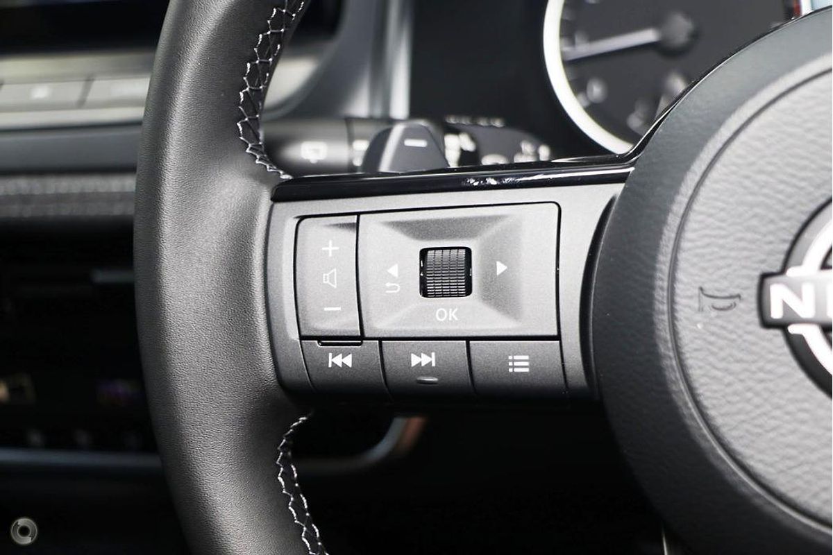 2025 Nissan QASHQAI ST-L J12