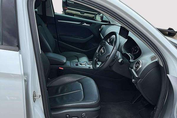 2015 Audi A3 Attraction 8V