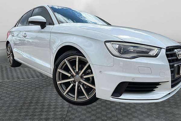 2015 Audi A3 Attraction 8V