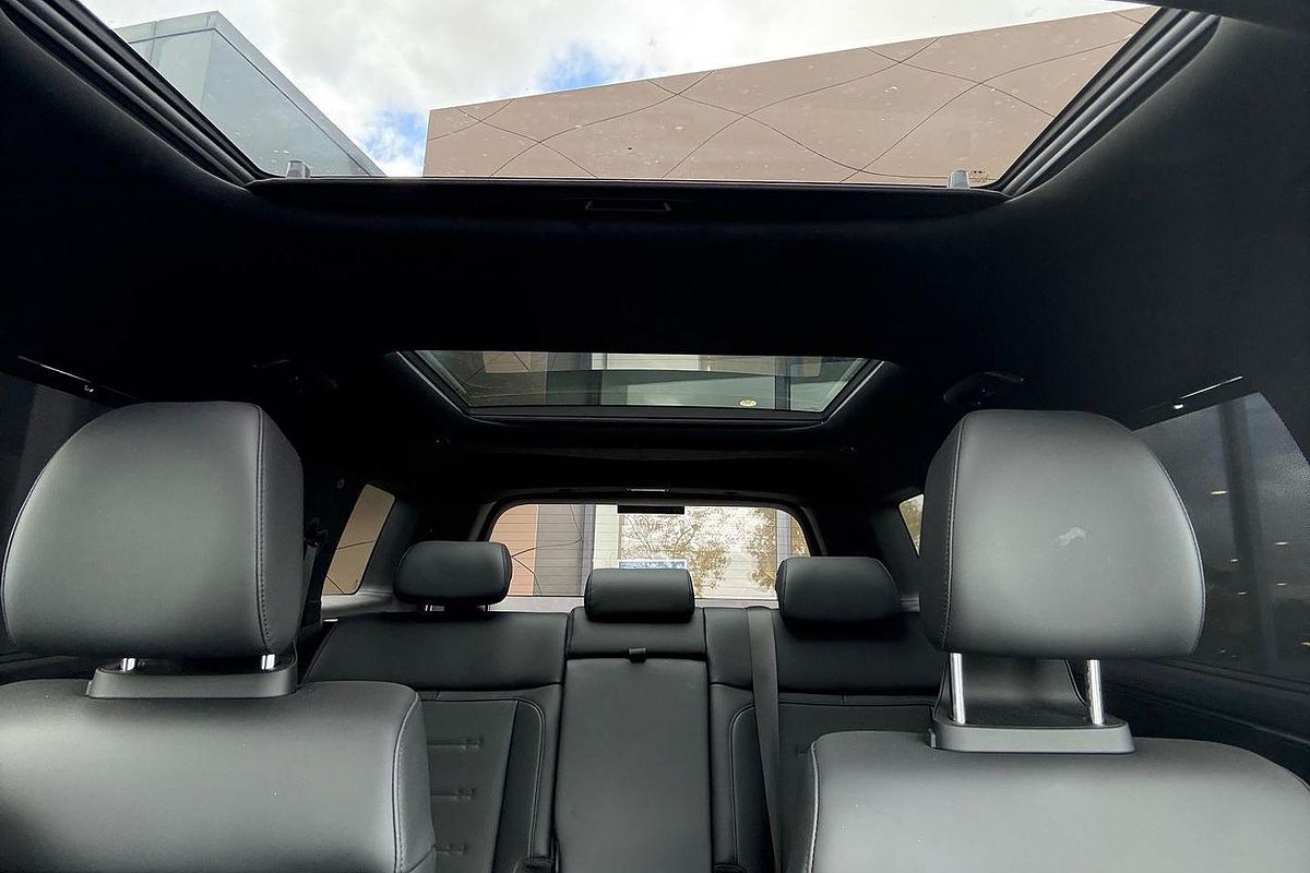 2025 Hyundai Santa Fe Calligraphy MX5.V1