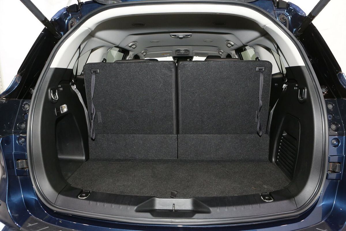 2024 Isuzu MU-X LS-T