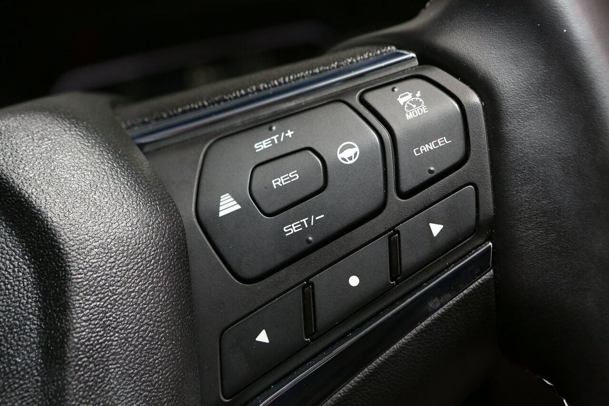 2024 Isuzu MU-X LS-T