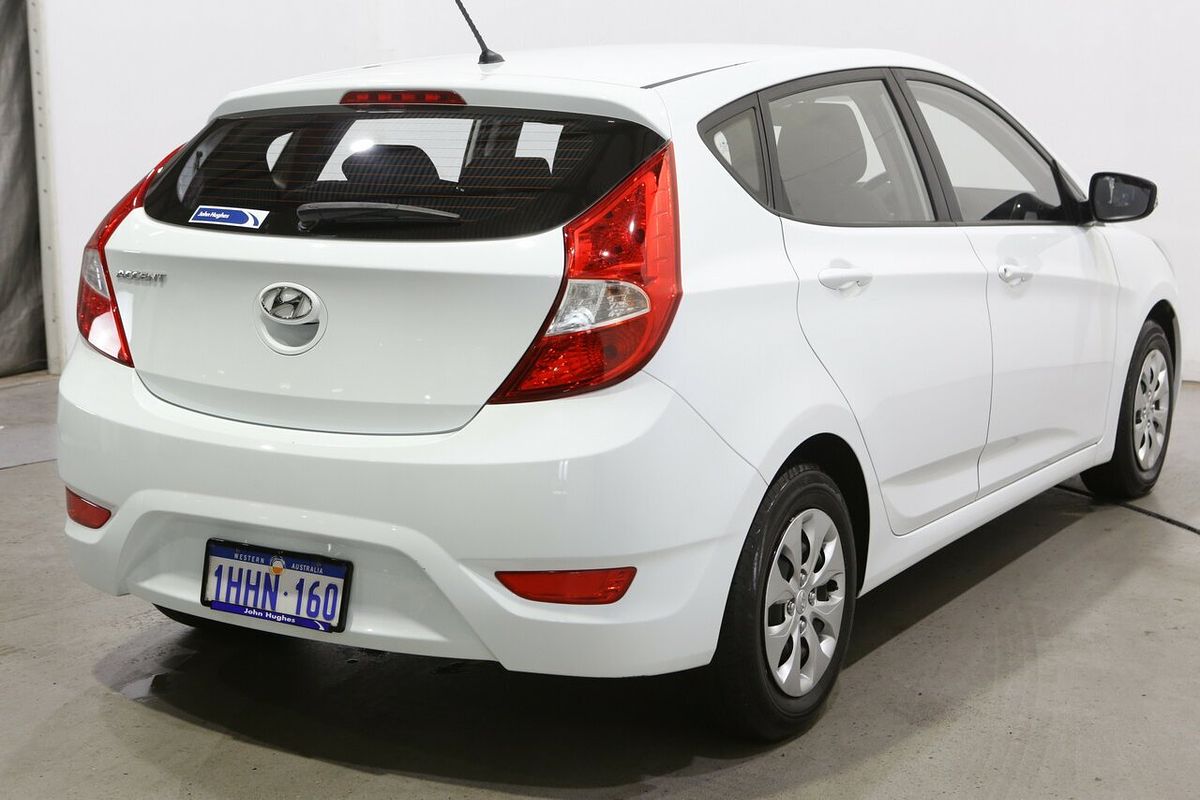 2016 Hyundai Accent Active RB3