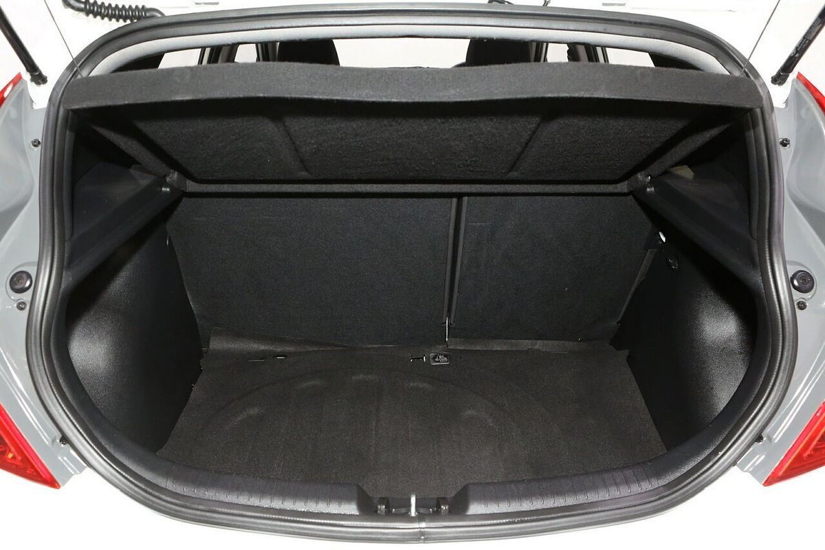 2016 Hyundai Accent Active RB3