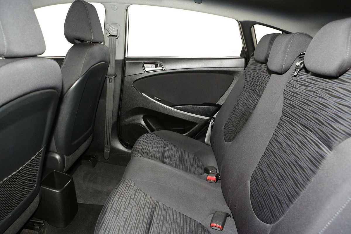 2016 Hyundai Accent Active RB3