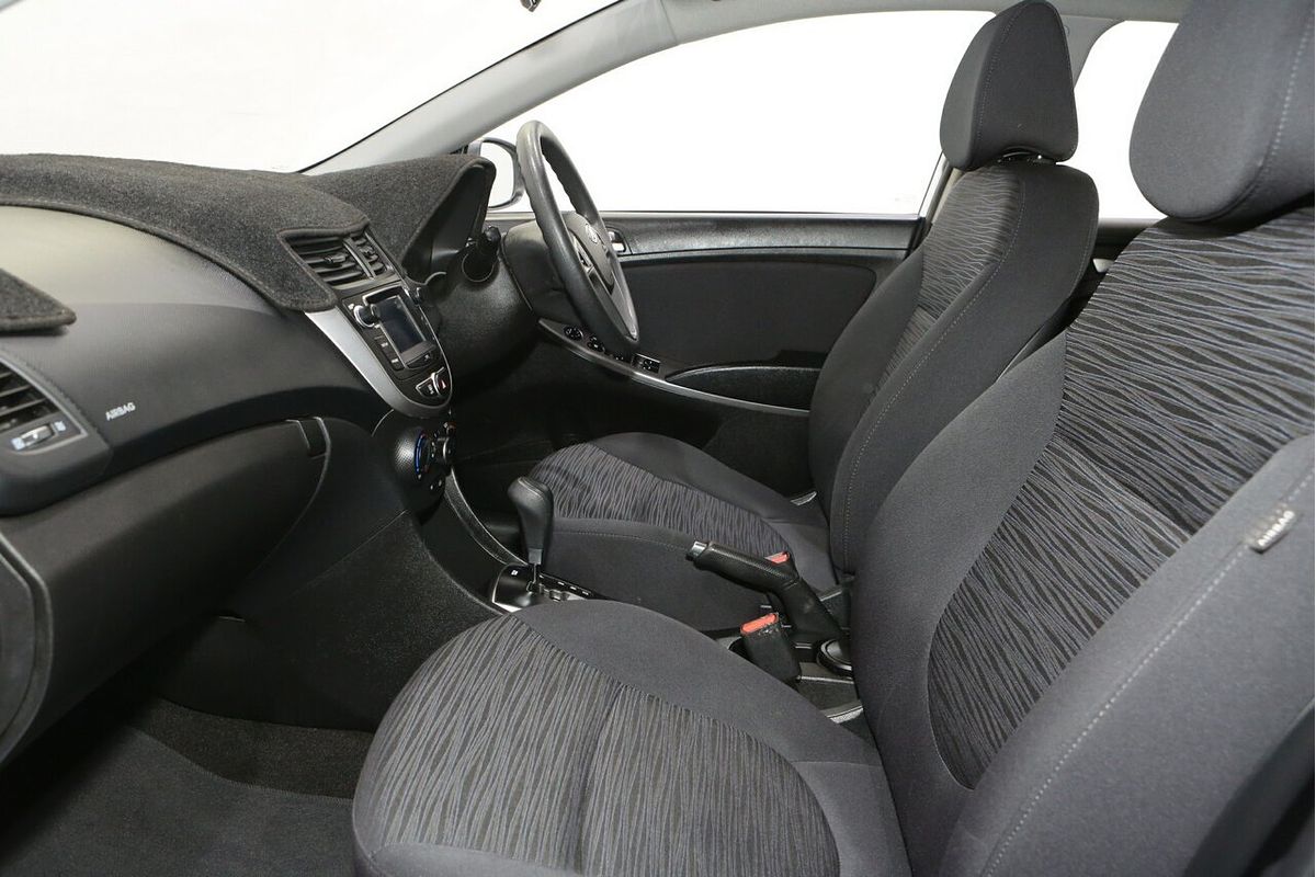 2016 Hyundai Accent Active RB3