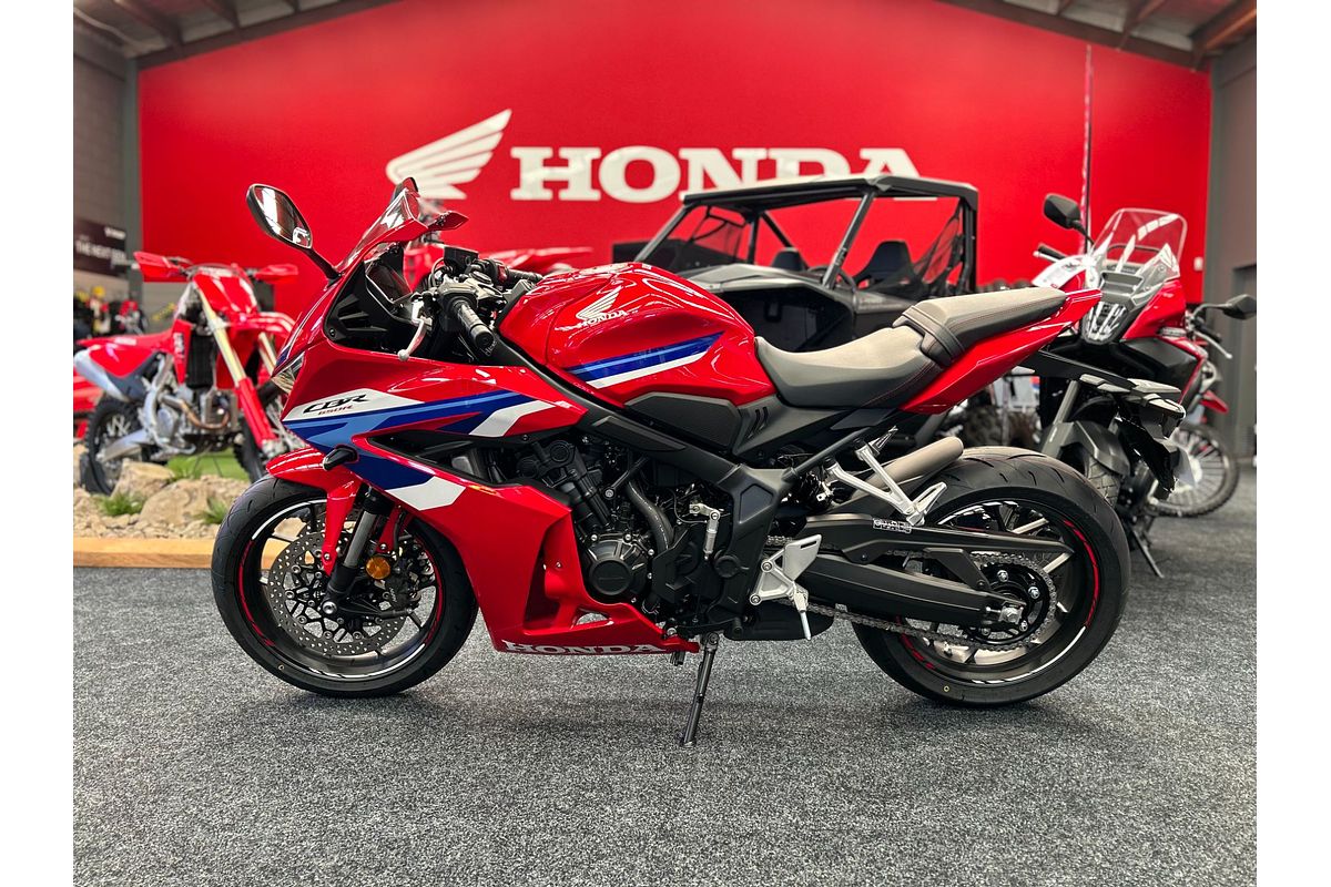 2024 Honda CBR650R ABS E-CLUTCH