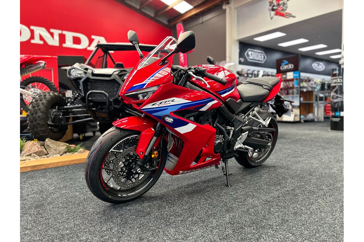 2024 Honda CBR650R ABS E-CLUTCH